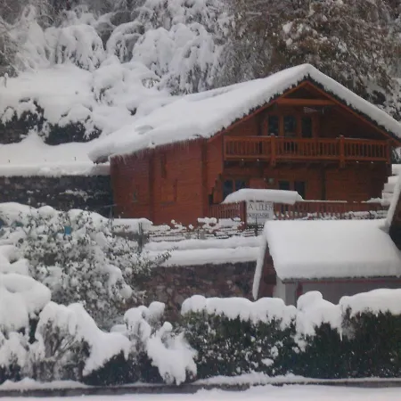 Chalet De 3 Chambres Avec Terrasse Amenagee Et Wifi A *