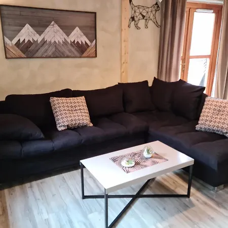 Chalet Chalet De 3 Chambres Avec Terrasse Amenagee Et Wifi A *