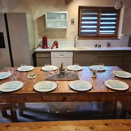 Chalet Chalet De 3 Chambres Avec Terrasse Amenagee Et Wifi A *
