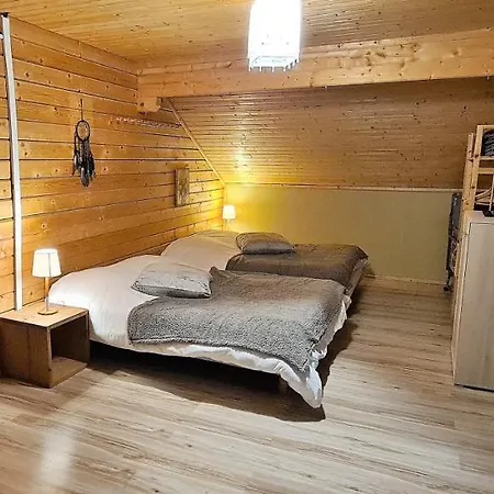 Chalet Chalet De 3 Chambres Avec Terrasse Amenagee Et Wifi A